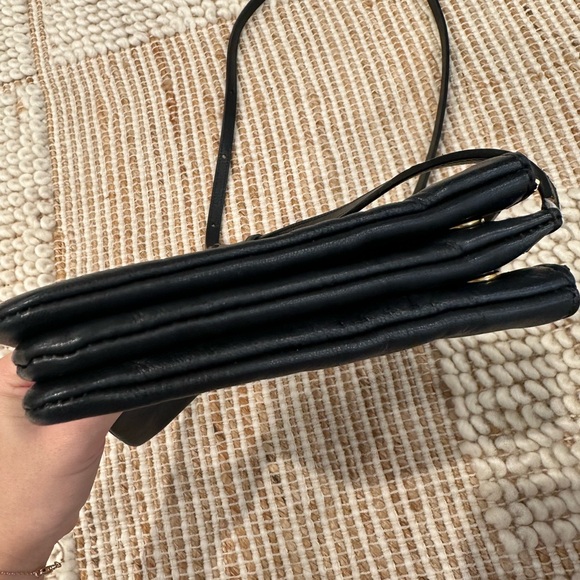 Authentic CELINE Lambskin Small Trio Crossbody Bag in Black - Picture 4 of 13